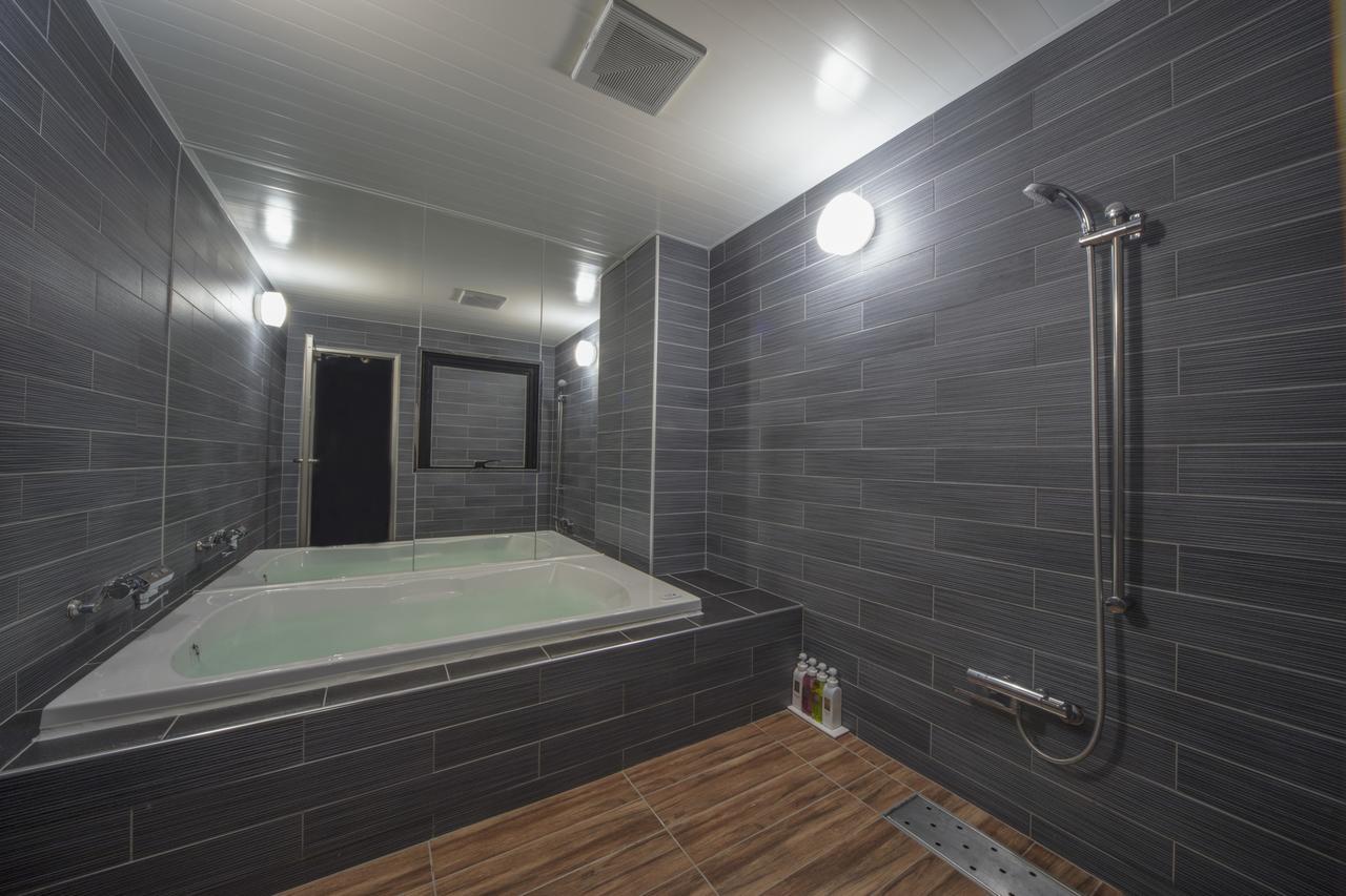Hotel Noah Resort Sakuranomiya (Adults Only) Осака Екстер'єр фото