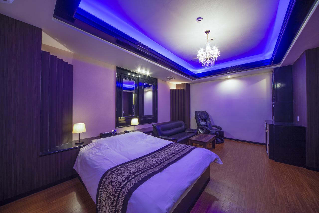 Hotel Noah Resort Sakuranomiya (Adults Only) Осака Екстер'єр фото